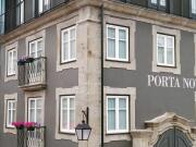 Fachada Lateral - Porta Nova Collection House