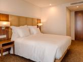 Quarto // Room - Hotel Premium Porto Downtown