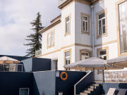 Piscina Exterior Sazonal - Hotel Villa Garden Braga