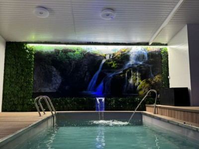 Piscina Interior Hotel Onix