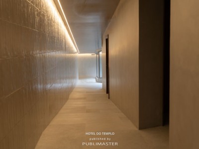 Corredor no Templo Hotel e Spa