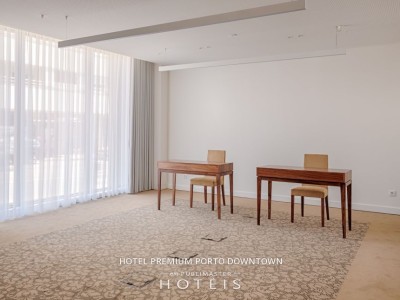 Sala de Conferencias // Meeting Room